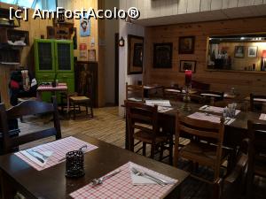 [P21] Restaurant Grandma's Kitchen; interior » foto by crismis
 - 
<span class="allrVoted glyphicon glyphicon-heart hidden" id="av1065306"></span>
<a class="m-l-10 hidden" id="sv1065306" onclick="voting_Foto_DelVot(,1065306,25048)" role="button">șterge vot <span class="glyphicon glyphicon-remove"></span></a>
<a id="v91065306" class=" c-red"  onclick="voting_Foto_SetVot(1065306)" role="button"><span class="glyphicon glyphicon-heart-empty"></span> <b>LIKE</b> = Votează poza</a> <img class="hidden"  id="f1065306W9" src="/imagini/loader.gif" border="0" /><span class="AjErrMes hidden" id="e1065306ErM"></span>