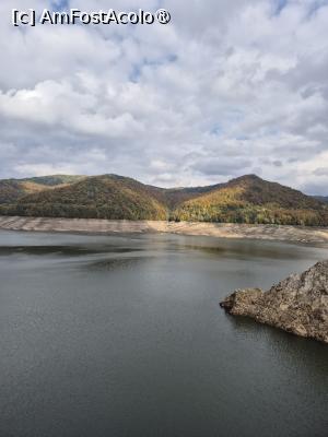 [P12] Lacul Vidraru, parțial golit » foto by adrianaglogo
 - 
<span class="allrVoted glyphicon glyphicon-heart hidden" id="av1510353"></span>
<a class="m-l-10 hidden" id="sv1510353" onclick="voting_Foto_DelVot(,1510353,25212)" role="button">șterge vot <span class="glyphicon glyphicon-remove"></span></a>
<a id="v91510353" class=" c-red"  onclick="voting_Foto_SetVot(1510353)" role="button"><span class="glyphicon glyphicon-heart-empty"></span> <b>LIKE</b> = Votează poza</a> <img class="hidden"  id="f1510353W9" src="/imagini/loader.gif" border="0" /><span class="AjErrMes hidden" id="e1510353ErM"></span>