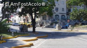 [P15] in fata hotelului aleii hotelului National este Hotelul Capri, fost cazino. Aici actorul George Raft, s-a opus intrarii unor revolutionari, care vroiau sa intre in cazinou sa-l faca praf.  » foto by grecudoina
 - 
<span class="allrVoted glyphicon glyphicon-heart hidden" id="av1081763"></span>
<a class="m-l-10 hidden" id="sv1081763" onclick="voting_Foto_DelVot(,1081763,25298)" role="button">șterge vot <span class="glyphicon glyphicon-remove"></span></a>
<a id="v91081763" class=" c-red"  onclick="voting_Foto_SetVot(1081763)" role="button"><span class="glyphicon glyphicon-heart-empty"></span> <b>LIKE</b> = Votează poza</a> <img class="hidden"  id="f1081763W9" src="/imagini/loader.gif" border="0" /><span class="AjErrMes hidden" id="e1081763ErM"></span>