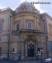 [P14] Bath- Victoria Art Gallery » foto by luciaoradea
 - 
<span class="allrVoted glyphicon glyphicon-heart hidden" id="av126300"></span>
<a class="m-l-10 hidden" id="sv126300" onclick="voting_Foto_DelVot(,126300,25328)" role="button">șterge vot <span class="glyphicon glyphicon-remove"></span></a>
<a id="v9126300" class=" c-red"  onclick="voting_Foto_SetVot(126300)" role="button"><span class="glyphicon glyphicon-heart-empty"></span> <b>LIKE</b> = Votează poza</a> <img class="hidden"  id="f126300W9" src="/imagini/loader.gif" border="0" /><span class="AjErrMes hidden" id="e126300ErM"></span>