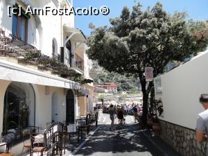 [P36] Positano, terase, restaurante.  » foto by maryka
 - 
<span class="allrVoted glyphicon glyphicon-heart hidden" id="av1087215"></span>
<a class="m-l-10 hidden" id="sv1087215" onclick="voting_Foto_DelVot(,1087215,25401)" role="button">șterge vot <span class="glyphicon glyphicon-remove"></span></a>
<a id="v91087215" class=" c-red"  onclick="voting_Foto_SetVot(1087215)" role="button"><span class="glyphicon glyphicon-heart-empty"></span> <b>LIKE</b> = Votează poza</a> <img class="hidden"  id="f1087215W9" src="/imagini/loader.gif" border="0" /><span class="AjErrMes hidden" id="e1087215ErM"></span>