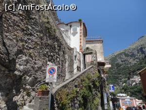 [P50] Positano, mai vreți scări?  » foto by maryka
 - 
<span class="allrVoted glyphicon glyphicon-heart hidden" id="av1087236"></span>
<a class="m-l-10 hidden" id="sv1087236" onclick="voting_Foto_DelVot(,1087236,25401)" role="button">șterge vot <span class="glyphicon glyphicon-remove"></span></a>
<a id="v91087236" class=" c-red"  onclick="voting_Foto_SetVot(1087236)" role="button"><span class="glyphicon glyphicon-heart-empty"></span> <b>LIKE</b> = Votează poza</a> <img class="hidden"  id="f1087236W9" src="/imagini/loader.gif" border="0" /><span class="AjErrMes hidden" id="e1087236ErM"></span>