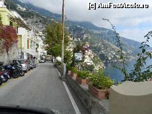 [P25] Strazile din Positano, noiembrie 2013 » foto by claudiu 71
 - 
<span class="allrVoted glyphicon glyphicon-heart hidden" id="av500141"></span>
<a class="m-l-10 hidden" id="sv500141" onclick="voting_Foto_DelVot(,500141,25401)" role="button">șterge vot <span class="glyphicon glyphicon-remove"></span></a>
<a id="v9500141" class=" c-red"  onclick="voting_Foto_SetVot(500141)" role="button"><span class="glyphicon glyphicon-heart-empty"></span> <b>LIKE</b> = Votează poza</a> <img class="hidden"  id="f500141W9" src="/imagini/loader.gif" border="0" /><span class="AjErrMes hidden" id="e500141ErM"></span>