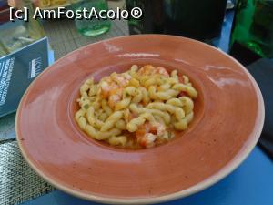 [P58] Castellammare del Golfo: Ristorante La Tonnara, pastele busiate cu creveți » foto by Carmen Ion
 - 
<span class="allrVoted glyphicon glyphicon-heart hidden" id="av1109371"></span>
<a class="m-l-10 hidden" id="sv1109371" onclick="voting_Foto_DelVot(,1109371,25718)" role="button">șterge vot <span class="glyphicon glyphicon-remove"></span></a>
<a id="v91109371" class=" c-red"  onclick="voting_Foto_SetVot(1109371)" role="button"><span class="glyphicon glyphicon-heart-empty"></span> <b>LIKE</b> = Votează poza</a> <img class="hidden"  id="f1109371W9" src="/imagini/loader.gif" border="0" /><span class="AjErrMes hidden" id="e1109371ErM"></span>