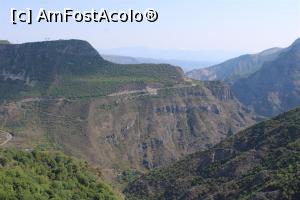 [P35] Armenia, Mănăstirea Tatev, frumoasă priveliște de la reședința episcopului aflată în zona estică a mănăstirii » foto by mprofeanu
 - 
<span class="allrVoted glyphicon glyphicon-heart hidden" id="av1117772"></span>
<a class="m-l-10 hidden" id="sv1117772" onclick="voting_Foto_DelVot(,1117772,25788)" role="button">șterge vot <span class="glyphicon glyphicon-remove"></span></a>
<a id="v91117772" class=" c-red"  onclick="voting_Foto_SetVot(1117772)" role="button"><span class="glyphicon glyphicon-heart-empty"></span> <b>LIKE</b> = Votează poza</a> <img class="hidden"  id="f1117772W9" src="/imagini/loader.gif" border="0" /><span class="AjErrMes hidden" id="e1117772ErM"></span>