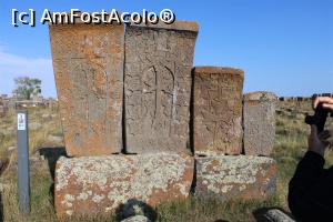 [P15] Armenia, Cimitirul Noratus, Patru khachkar cu sculpturi și simboluri, nu lipsesc soarele și luna, a doua cruce, cioplite de sculptori maeștri din Kiram, sfârșitul secolului 16 » foto by mprofeanu
 - 
<span class="allrVoted glyphicon glyphicon-heart hidden" id="av1123142"></span>
<a class="m-l-10 hidden" id="sv1123142" onclick="voting_Foto_DelVot(,1123142,25788)" role="button">șterge vot <span class="glyphicon glyphicon-remove"></span></a>
<a id="v91123142" class=" c-red"  onclick="voting_Foto_SetVot(1123142)" role="button"><span class="glyphicon glyphicon-heart-empty"></span> <b>LIKE</b> = Votează poza</a> <img class="hidden"  id="f1123142W9" src="/imagini/loader.gif" border="0" /><span class="AjErrMes hidden" id="e1123142ErM"></span>