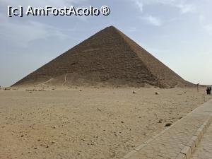 [P31] Dahshur, Piramida Roșie » foto by mprofeanu
 - 
<span class="allrVoted glyphicon glyphicon-heart hidden" id="av1519291"></span>
<a class="m-l-10 hidden" id="sv1519291" onclick="voting_Foto_DelVot(,1519291,25858)" role="button">șterge vot <span class="glyphicon glyphicon-remove"></span></a>
<a id="v91519291" class=" c-red"  onclick="voting_Foto_SetVot(1519291)" role="button"><span class="glyphicon glyphicon-heart-empty"></span> <b>LIKE</b> = Votează poza</a> <img class="hidden"  id="f1519291W9" src="/imagini/loader.gif" border="0" /><span class="AjErrMes hidden" id="e1519291ErM"></span>