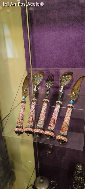 [P24] Piese orientale. » foto by tata123 🔱
 - 
<span class="allrVoted glyphicon glyphicon-heart hidden" id="av1520070"></span>
<a class="m-l-10 hidden" id="sv1520070" onclick="voting_Foto_DelVot(,1520070,26200)" role="button">șterge vot <span class="glyphicon glyphicon-remove"></span></a>
<a id="v91520070" class=" c-red"  onclick="voting_Foto_SetVot(1520070)" role="button"><span class="glyphicon glyphicon-heart-empty"></span> <b>LIKE</b> = Votează poza</a> <img class="hidden"  id="f1520070W9" src="/imagini/loader.gif" border="0" /><span class="AjErrMes hidden" id="e1520070ErM"></span>