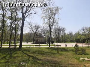 [P14] Grădina Publică » foto by adso
 - 
<span class="allrVoted glyphicon glyphicon-heart hidden" id="av1490992"></span>
<a class="m-l-10 hidden" id="sv1490992" onclick="voting_Foto_DelVot(,1490992,26240)" role="button">șterge vot <span class="glyphicon glyphicon-remove"></span></a>
<a id="v91490992" class=" c-red"  onclick="voting_Foto_SetVot(1490992)" role="button"><span class="glyphicon glyphicon-heart-empty"></span> <b>LIKE</b> = Votează poza</a> <img class="hidden"  id="f1490992W9" src="/imagini/loader.gif" border="0" /><span class="AjErrMes hidden" id="e1490992ErM"></span>