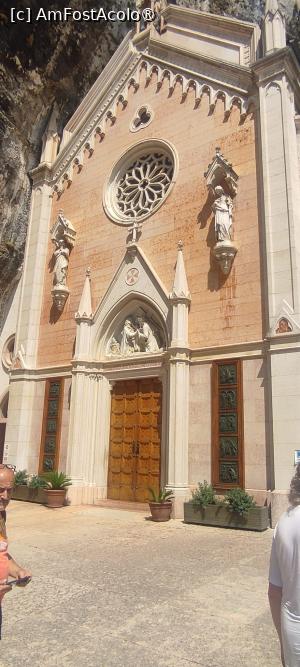 [P117] Santuario Madonna della Corona » foto by ilee
 - 
<span class="allrVoted glyphicon glyphicon-heart hidden" id="av1445689"></span>
<a class="m-l-10 hidden" id="sv1445689" onclick="voting_Foto_DelVot(,1445689,26248)" role="button">șterge vot <span class="glyphicon glyphicon-remove"></span></a>
<a id="v91445689" class=" c-red"  onclick="voting_Foto_SetVot(1445689)" role="button"><span class="glyphicon glyphicon-heart-empty"></span> <b>LIKE</b> = Votează poza</a> <img class="hidden"  id="f1445689W9" src="/imagini/loader.gif" border="0" /><span class="AjErrMes hidden" id="e1445689ErM"></span>