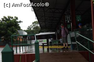 [P20] Puerto de Iguazu, Terminal de Omnibus, Așteptând Autobuzul Rio Uruguay spre Aripuca, este pe drumul ce merge la Cataratas, peron 11... se oprise ploaia...  » foto by mprofeanu
 - 
<span class="allrVoted glyphicon glyphicon-heart hidden" id="av1156807"></span>
<a class="m-l-10 hidden" id="sv1156807" onclick="voting_Foto_DelVot(,1156807,26268)" role="button">șterge vot <span class="glyphicon glyphicon-remove"></span></a>
<a id="v91156807" class=" c-red"  onclick="voting_Foto_SetVot(1156807)" role="button"><span class="glyphicon glyphicon-heart-empty"></span> <b>LIKE</b> = Votează poza</a> <img class="hidden"  id="f1156807W9" src="/imagini/loader.gif" border="0" /><span class="AjErrMes hidden" id="e1156807ErM"></span>