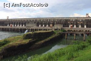 [P68] Itaipu Binacional, Barajul Itaipu văzut de la Miradorul Principal, se văd conductele albe de aducțiune, am fost lângă ele...  » foto by mprofeanu
 - 
<span class="allrVoted glyphicon glyphicon-heart hidden" id="av1158135"></span>
<a class="m-l-10 hidden" id="sv1158135" onclick="voting_Foto_DelVot(,1158135,26278)" role="button">șterge vot <span class="glyphicon glyphicon-remove"></span></a>
<a id="v91158135" class=" c-red"  onclick="voting_Foto_SetVot(1158135)" role="button"><span class="glyphicon glyphicon-heart-empty"></span> <b>LIKE</b> = Votează poza</a> <img class="hidden"  id="f1158135W9" src="/imagini/loader.gif" border="0" /><span class="AjErrMes hidden" id="e1158135ErM"></span>