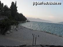 [P19] Plaja din Sirmione » foto by georgiana
 - 
<span class="allrVoted glyphicon glyphicon-heart hidden" id="av259423"></span>
<a class="m-l-10 hidden" id="sv259423" onclick="voting_Foto_DelVot(,259423,26299)" role="button">șterge vot <span class="glyphicon glyphicon-remove"></span></a>
<a id="v9259423" class=" c-red"  onclick="voting_Foto_SetVot(259423)" role="button"><span class="glyphicon glyphicon-heart-empty"></span> <b>LIKE</b> = Votează poza</a> <img class="hidden"  id="f259423W9" src="/imagini/loader.gif" border="0" /><span class="AjErrMes hidden" id="e259423ErM"></span>