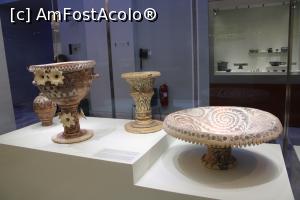 [P13] Heraklion, Muzeul de Arheologie, Set de vase Kamares de lux pentru ceremonii de banchet, „serviciu de cină regală” 1800 – 1700 î.Hr. » foto by mprofeanu
 - 
<span class="allrVoted glyphicon glyphicon-heart hidden" id="av1285935"></span>
<a class="m-l-10 hidden" id="sv1285935" onclick="voting_Foto_DelVot(,1285935,26337)" role="button">șterge vot <span class="glyphicon glyphicon-remove"></span></a>
<a id="v91285935" class=" c-red"  onclick="voting_Foto_SetVot(1285935)" role="button"><span class="glyphicon glyphicon-heart-empty"></span> <b>LIKE</b> = Votează poza</a> <img class="hidden"  id="f1285935W9" src="/imagini/loader.gif" border="0" /><span class="AjErrMes hidden" id="e1285935ErM"></span>