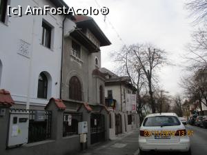 [P01] Strada si casa gri a muzeului.  » foto by elviramvio
 - 
<span class="allrVoted glyphicon glyphicon-heart hidden" id="av813594"></span>
<a class="m-l-10 hidden" id="sv813594" onclick="voting_Foto_DelVot(,813594,26825)" role="button">șterge vot <span class="glyphicon glyphicon-remove"></span></a>
<a id="v9813594" class=" c-red"  onclick="voting_Foto_SetVot(813594)" role="button"><span class="glyphicon glyphicon-heart-empty"></span> <b>LIKE</b> = Votează poza</a> <img class="hidden"  id="f813594W9" src="/imagini/loader.gif" border="0" /><span class="AjErrMes hidden" id="e813594ErM"></span>