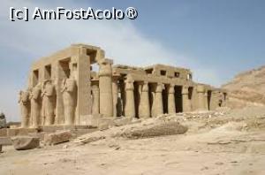 [P15] Ramesseum » foto by Michi
 - 
<span class="allrVoted glyphicon glyphicon-heart hidden" id="av1488822"></span>
<a class="m-l-10 hidden" id="sv1488822" onclick="voting_Foto_DelVot(,1488822,26857)" role="button">șterge vot <span class="glyphicon glyphicon-remove"></span></a>
<a id="v91488822" class=" c-red"  onclick="voting_Foto_SetVot(1488822)" role="button"><span class="glyphicon glyphicon-heart-empty"></span> <b>LIKE</b> = Votează poza</a> <img class="hidden"  id="f1488822W9" src="/imagini/loader.gif" border="0" /><span class="AjErrMes hidden" id="e1488822ErM"></span>