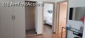 [P04] Intrare în apartament - o zonă de hol. » foto by tata123 🔱
 - 
<span class="allrVoted glyphicon glyphicon-heart hidden" id="av1489856"></span>
<a class="m-l-10 hidden" id="sv1489856" onclick="voting_Foto_DelVot(,1489856,26950)" role="button">șterge vot <span class="glyphicon glyphicon-remove"></span></a>
<a id="v91489856" class=" c-red"  onclick="voting_Foto_SetVot(1489856)" role="button"><span class="glyphicon glyphicon-heart-empty"></span> <b>LIKE</b> = Votează poza</a> <img class="hidden"  id="f1489856W9" src="/imagini/loader.gif" border="0" /><span class="AjErrMes hidden" id="e1489856ErM"></span>