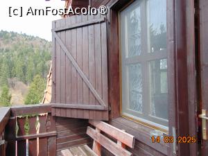 [P11] balcon,obloane din lemn » foto by Yolanda
 - 
<span class="allrVoted glyphicon glyphicon-heart hidden" id="av1476795"></span>
<a class="m-l-10 hidden" id="sv1476795" onclick="voting_Foto_DelVot(,1476795,26962)" role="button">șterge vot <span class="glyphicon glyphicon-remove"></span></a>
<a id="v91476795" class=" c-red"  onclick="voting_Foto_SetVot(1476795)" role="button"><span class="glyphicon glyphicon-heart-empty"></span> <b>LIKE</b> = Votează poza</a> <img class="hidden"  id="f1476795W9" src="/imagini/loader.gif" border="0" /><span class="AjErrMes hidden" id="e1476795ErM"></span>