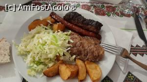 [P23] farfuria mea, am primit si un castron mare cu salata cruda de varza » foto by Yolanda
 - 
<span class="allrVoted glyphicon glyphicon-heart hidden" id="av1476807"></span>
<a class="m-l-10 hidden" id="sv1476807" onclick="voting_Foto_DelVot(,1476807,26962)" role="button">șterge vot <span class="glyphicon glyphicon-remove"></span></a>
<a id="v91476807" class=" c-red"  onclick="voting_Foto_SetVot(1476807)" role="button"><span class="glyphicon glyphicon-heart-empty"></span> <b>LIKE</b> = Votează poza</a> <img class="hidden"  id="f1476807W9" src="/imagini/loader.gif" border="0" /><span class="AjErrMes hidden" id="e1476807ErM"></span>