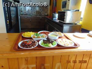 [P44] la restaurantul Kerasus » foto by Yolanda
 - 
<span class="allrVoted glyphicon glyphicon-heart hidden" id="av1529107"></span>
<a class="m-l-10 hidden" id="sv1529107" onclick="voting_Foto_DelVot(,1529107,27088)" role="button">șterge vot <span class="glyphicon glyphicon-remove"></span></a>
<a id="v91529107" class=" c-red"  onclick="voting_Foto_SetVot(1529107)" role="button"><span class="glyphicon glyphicon-heart-empty"></span> <b>LIKE</b> = Votează poza</a> <img class="hidden"  id="f1529107W9" src="/imagini/loader.gif" border="0" /><span class="AjErrMes hidden" id="e1529107ErM"></span>