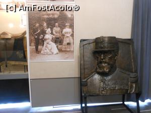 [P28] Bucuresti - Muzeul Militar National "Regele Ferdinand I". Regele Carol I si familia regala. » foto by iulianic
 - 
<span class="allrVoted glyphicon glyphicon-heart hidden" id="av1298978"></span>
<a class="m-l-10 hidden" id="sv1298978" onclick="voting_Foto_DelVot(,1298978,27144)" role="button">șterge vot <span class="glyphicon glyphicon-remove"></span></a>
<a id="v91298978" class=" c-red"  onclick="voting_Foto_SetVot(1298978)" role="button"><span class="glyphicon glyphicon-heart-empty"></span> <b>LIKE</b> = Votează poza</a> <img class="hidden"  id="f1298978W9" src="/imagini/loader.gif" border="0" /><span class="AjErrMes hidden" id="e1298978ErM"></span>