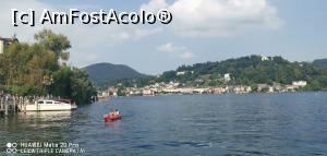 [P30] Din Orta San Giulio spre insula San Giulio. În stânga este portul insulei.  » foto by Aurici
 - 
<span class="allrVoted glyphicon glyphicon-heart hidden" id="av1131166"></span>
<a class="m-l-10 hidden" id="sv1131166" onclick="voting_Foto_DelVot(,1131166,27261)" role="button">șterge vot <span class="glyphicon glyphicon-remove"></span></a>
<a id="v91131166" class=" c-red"  onclick="voting_Foto_SetVot(1131166)" role="button"><span class="glyphicon glyphicon-heart-empty"></span> <b>LIKE</b> = Votează poza</a> <img class="hidden"  id="f1131166W9" src="/imagini/loader.gif" border="0" /><span class="AjErrMes hidden" id="e1131166ErM"></span>