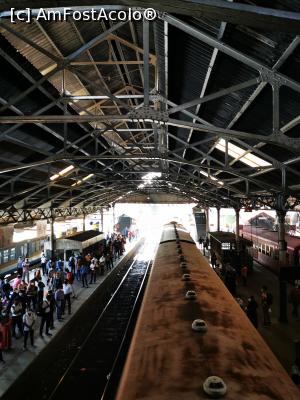 [P95] Colombo Fort Train Station » foto by cata2106
 - 
<span class="allrVoted glyphicon glyphicon-heart hidden" id="av1284651"></span>
<a class="m-l-10 hidden" id="sv1284651" onclick="voting_Foto_DelVot(,1284651,27382)" role="button">șterge vot <span class="glyphicon glyphicon-remove"></span></a>
<a id="v91284651" class=" c-red"  onclick="voting_Foto_SetVot(1284651)" role="button"><span class="glyphicon glyphicon-heart-empty"></span> <b>LIKE</b> = Votează poza</a> <img class="hidden"  id="f1284651W9" src="/imagini/loader.gif" border="0" /><span class="AjErrMes hidden" id="e1284651ErM"></span>