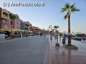 [P14] Hurghada port » foto by aandrei2
 - 
<span class="allrVoted glyphicon glyphicon-heart hidden" id="av1483640"></span>
<a class="m-l-10 hidden" id="sv1483640" onclick="voting_Foto_DelVot(,1483640,27491)" role="button">șterge vot <span class="glyphicon glyphicon-remove"></span></a>
<a id="v91483640" class=" c-red"  onclick="voting_Foto_SetVot(1483640)" role="button"><span class="glyphicon glyphicon-heart-empty"></span> <b>LIKE</b> = Votează poza</a> <img class="hidden"  id="f1483640W9" src="/imagini/loader.gif" border="0" /><span class="AjErrMes hidden" id="e1483640ErM"></span>