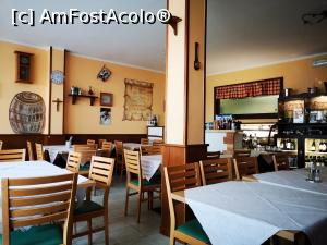 [P04] Trattoria Gagin, interior » foto by crismis
 - 
<span class="allrVoted glyphicon glyphicon-heart hidden" id="av1310113"></span>
<a class="m-l-10 hidden" id="sv1310113" onclick="voting_Foto_DelVot(,1310113,27574)" role="button">șterge vot <span class="glyphicon glyphicon-remove"></span></a>
<a id="v91310113" class=" c-red"  onclick="voting_Foto_SetVot(1310113)" role="button"><span class="glyphicon glyphicon-heart-empty"></span> <b>LIKE</b> = Votează poza</a> <img class="hidden"  id="f1310113W9" src="/imagini/loader.gif" border="0" /><span class="AjErrMes hidden" id="e1310113ErM"></span>