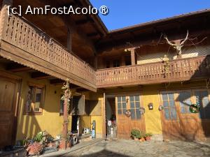 [P02] Pensiunea Melania Chiojdu - în curtea din faţă » foto by nicole33
 - 
<span class="allrVoted glyphicon glyphicon-heart hidden" id="av1511467"></span>
<a class="m-l-10 hidden" id="sv1511467" onclick="voting_Foto_DelVot(,1511467,27780)" role="button">șterge vot <span class="glyphicon glyphicon-remove"></span></a>
<a id="v91511467" class=" c-red"  onclick="voting_Foto_SetVot(1511467)" role="button"><span class="glyphicon glyphicon-heart-empty"></span> <b>LIKE</b> = Votează poza</a> <img class="hidden"  id="f1511467W9" src="/imagini/loader.gif" border="0" /><span class="AjErrMes hidden" id="e1511467ErM"></span>