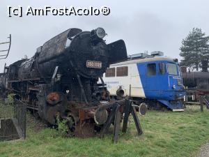 [P22] Muzeul de locomotive cu aburi Sibiu » foto by AZE
 - 
<span class="allrVoted glyphicon glyphicon-heart hidden" id="av1359698"></span>
<a class="m-l-10 hidden" id="sv1359698" onclick="voting_Foto_DelVot(,1359698,27984)" role="button">șterge vot <span class="glyphicon glyphicon-remove"></span></a>
<a id="v91359698" class=" c-red"  onclick="voting_Foto_SetVot(1359698)" role="button"><span class="glyphicon glyphicon-heart-empty"></span> <b>LIKE</b> = Votează poza</a> <img class="hidden"  id="f1359698W9" src="/imagini/loader.gif" border="0" /><span class="AjErrMes hidden" id="e1359698ErM"></span>