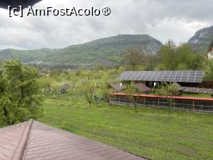 [P11] Pensiunea Subcetate Polovragi - intrarea în Cheile Olteţului » foto by nicole33
 - 
<span class="allrVoted glyphicon glyphicon-heart hidden" id="av1533843"></span>
<a class="m-l-10 hidden" id="sv1533843" onclick="voting_Foto_DelVot(,1533843,28008)" role="button">șterge vot <span class="glyphicon glyphicon-remove"></span></a>
<a id="v91533843" class=" c-red"  onclick="voting_Foto_SetVot(1533843)" role="button"><span class="glyphicon glyphicon-heart-empty"></span> <b>LIKE</b> = Votează poza</a> <img class="hidden"  id="f1533843W9" src="/imagini/loader.gif" border="0" /><span class="AjErrMes hidden" id="e1533843ErM"></span>