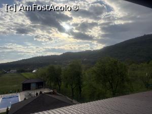 [P38] Pensiunea Subcetate Polovragi - vedere din balcon » foto by nicole33
 - 
<span class="allrVoted glyphicon glyphicon-heart hidden" id="av1533870"></span>
<a class="m-l-10 hidden" id="sv1533870" onclick="voting_Foto_DelVot(,1533870,28008)" role="button">șterge vot <span class="glyphicon glyphicon-remove"></span></a>
<a id="v91533870" class=" c-red"  onclick="voting_Foto_SetVot(1533870)" role="button"><span class="glyphicon glyphicon-heart-empty"></span> <b>LIKE</b> = Votează poza</a> <img class="hidden"  id="f1533870W9" src="/imagini/loader.gif" border="0" /><span class="AjErrMes hidden" id="e1533870ErM"></span>