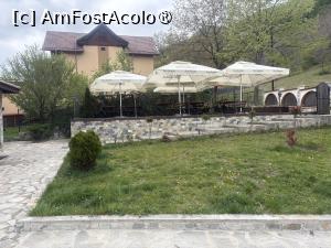 [P07] Pensiunea Subcetate Polovragi - terasa din faţă » foto by nicole33
 - 
<span class="allrVoted glyphicon glyphicon-heart hidden" id="av1533839"></span>
<a class="m-l-10 hidden" id="sv1533839" onclick="voting_Foto_DelVot(,1533839,28008)" role="button">șterge vot <span class="glyphicon glyphicon-remove"></span></a>
<a id="v91533839" class=" c-red"  onclick="voting_Foto_SetVot(1533839)" role="button"><span class="glyphicon glyphicon-heart-empty"></span> <b>LIKE</b> = Votează poza</a> <img class="hidden"  id="f1533839W9" src="/imagini/loader.gif" border="0" /><span class="AjErrMes hidden" id="e1533839ErM"></span>