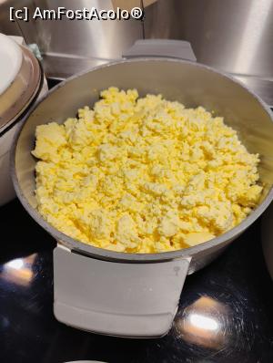 [P05] Ibis Brussels Airport - scrambled eggs » foto by creivean
 - 
<span class="allrVoted glyphicon glyphicon-heart hidden" id="av1366322"></span>
<a class="m-l-10 hidden" id="sv1366322" onclick="voting_Foto_DelVot(,1366322,28047)" role="button">șterge vot <span class="glyphicon glyphicon-remove"></span></a>
<a id="v91366322" class=" c-red"  onclick="voting_Foto_SetVot(1366322)" role="button"><span class="glyphicon glyphicon-heart-empty"></span> <b>LIKE</b> = Votează poza</a> <img class="hidden"  id="f1366322W9" src="/imagini/loader.gif" border="0" /><span class="AjErrMes hidden" id="e1366322ErM"></span>