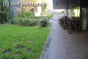 [P05] Poznań, Ulica Przemysłowa Blocul 33, Parcarea pentru biciclete, apartamentul nostru este la parter în plan secund după zidul de protecție... » foto by mprofeanu
 - 
<span class="allrVoted glyphicon glyphicon-heart hidden" id="av1368746"></span>
<a class="m-l-10 hidden" id="sv1368746" onclick="voting_Foto_DelVot(,1368746,28070)" role="button">șterge vot <span class="glyphicon glyphicon-remove"></span></a>
<a id="v91368746" class=" c-red"  onclick="voting_Foto_SetVot(1368746)" role="button"><span class="glyphicon glyphicon-heart-empty"></span> <b>LIKE</b> = Votează poza</a> <img class="hidden"  id="f1368746W9" src="/imagini/loader.gif" border="0" /><span class="AjErrMes hidden" id="e1368746ErM"></span>