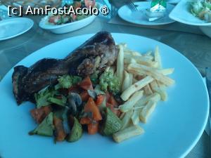 [P20] Al Dawar Revolving Restaurant - Cairo Tower » foto by adso
 - 
<span class="allrVoted glyphicon glyphicon-heart hidden" id="av1433142"></span>
<a class="m-l-10 hidden" id="sv1433142" onclick="voting_Foto_DelVot(,1433142,28496)" role="button">șterge vot <span class="glyphicon glyphicon-remove"></span></a>
<a id="v91433142" class=" c-red"  onclick="voting_Foto_SetVot(1433142)" role="button"><span class="glyphicon glyphicon-heart-empty"></span> <b>LIKE</b> = Votează poza</a> <img class="hidden"  id="f1433142W9" src="/imagini/loader.gif" border="0" /><span class="AjErrMes hidden" id="e1433142ErM"></span>