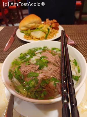 [P01] Primul contact în Vietnam cu Pho Bo , supă de vită cu noodles , la primul mic dejun » foto by Pușcașu Marin
 - 
<span class="allrVoted glyphicon glyphicon-heart hidden" id="av1421843"></span>
<a class="m-l-10 hidden" id="sv1421843" onclick="voting_Foto_DelVot(,1421843,28512)" role="button">șterge vot <span class="glyphicon glyphicon-remove"></span></a>
<a id="v91421843" class=" c-red"  onclick="voting_Foto_SetVot(1421843)" role="button"><span class="glyphicon glyphicon-heart-empty"></span> <b>LIKE</b> = Votează poza</a> <img class="hidden"  id="f1421843W9" src="/imagini/loader.gif" border="0" /><span class="AjErrMes hidden" id="e1421843ErM"></span>