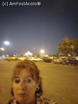 [P06] AmFostAcolo, în fundal Akshardham » foto by Yolanda
 - 
<span class="allrVoted glyphicon glyphicon-heart hidden" id="av1145112"></span>
<a class="m-l-10 hidden" id="sv1145112" onclick="voting_Foto_DelVot(,1145112,28567)" role="button">șterge vot <span class="glyphicon glyphicon-remove"></span></a>
<a id="v91145112" class=" c-red"  onclick="voting_Foto_SetVot(1145112)" role="button"><span class="glyphicon glyphicon-heart-empty"></span> <b>LIKE</b> = Votează poza</a> <img class="hidden"  id="f1145112W9" src="/imagini/loader.gif" border="0" /><span class="AjErrMes hidden" id="e1145112ErM"></span>