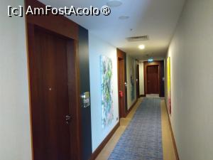 [P28] TRYP by Wyndham - Pe hol » foto by Yoda
 - 
<span class="allrVoted glyphicon glyphicon-heart hidden" id="av1525866"></span>
<a class="m-l-10 hidden" id="sv1525866" onclick="voting_Foto_DelVot(,1525866,28648)" role="button">șterge vot <span class="glyphicon glyphicon-remove"></span></a>
<a id="v91525866" class=" c-red"  onclick="voting_Foto_SetVot(1525866)" role="button"><span class="glyphicon glyphicon-heart-empty"></span> <b>LIKE</b> = Votează poza</a> <img class="hidden"  id="f1525866W9" src="/imagini/loader.gif" border="0" /><span class="AjErrMes hidden" id="e1525866ErM"></span>