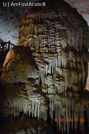 [P16] Paradise Cave - stalactite , stalagmite și coloane » foto by Pușcașu Marin
 - 
<span class="allrVoted glyphicon glyphicon-heart hidden" id="av1447205"></span>
<a class="m-l-10 hidden" id="sv1447205" onclick="voting_Foto_DelVot(,1447205,28715)" role="button">șterge vot <span class="glyphicon glyphicon-remove"></span></a>
<a id="v91447205" class=" c-red"  onclick="voting_Foto_SetVot(1447205)" role="button"><span class="glyphicon glyphicon-heart-empty"></span> <b>LIKE</b> = Votează poza</a> <img class="hidden"  id="f1447205W9" src="/imagini/loader.gif" border="0" /><span class="AjErrMes hidden" id="e1447205ErM"></span>