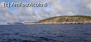 [P44] Capo Caccia - Cu vaporașul spre Grotte di Nettuno. » foto by iulianic
 - 
<span class="allrVoted glyphicon glyphicon-heart hidden" id="av1449633"></span>
<a class="m-l-10 hidden" id="sv1449633" onclick="voting_Foto_DelVot(,1449633,28742)" role="button">șterge vot <span class="glyphicon glyphicon-remove"></span></a>
<a id="v91449633" class=" c-red"  onclick="voting_Foto_SetVot(1449633)" role="button"><span class="glyphicon glyphicon-heart-empty"></span> <b>LIKE</b> = Votează poza</a> <img class="hidden"  id="f1449633W9" src="/imagini/loader.gif" border="0" /><span class="AjErrMes hidden" id="e1449633ErM"></span>