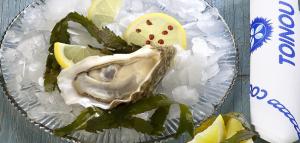 [P36] varations autour de l’huître 14€ » foto by Yolanda <span class="label label-default labelC_thin small">NEVOTABILĂ</span>