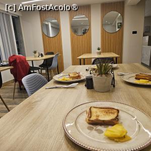 [P11] micul mic dejun » foto by robert
 - 
<span class="allrVoted glyphicon glyphicon-heart hidden" id="av1474600"></span>
<a class="m-l-10 hidden" id="sv1474600" onclick="voting_Foto_DelVot(,1474600,28928)" role="button">șterge vot <span class="glyphicon glyphicon-remove"></span></a>
<a id="v91474600" class=" c-red"  onclick="voting_Foto_SetVot(1474600)" role="button"><span class="glyphicon glyphicon-heart-empty"></span> <b>LIKE</b> = Votează poza</a> <img class="hidden"  id="f1474600W9" src="/imagini/loader.gif" border="0" /><span class="AjErrMes hidden" id="e1474600ErM"></span>