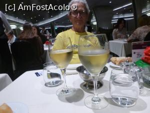 [P99] 99. La un pahar de vin, pe care l-am plătit cu cardul MSC. » foto by doinafil
 - 
<span class="allrVoted glyphicon glyphicon-heart hidden" id="av1477292"></span>
<a class="m-l-10 hidden" id="sv1477292" onclick="voting_Foto_DelVot(,1477292,28941)" role="button">șterge vot <span class="glyphicon glyphicon-remove"></span></a>
<a id="v91477292" class=" c-red"  onclick="voting_Foto_SetVot(1477292)" role="button"><span class="glyphicon glyphicon-heart-empty"></span> <b>LIKE</b> = Votează poza</a> <img class="hidden"  id="f1477292W9" src="/imagini/loader.gif" border="0" /><span class="AjErrMes hidden" id="e1477292ErM"></span>