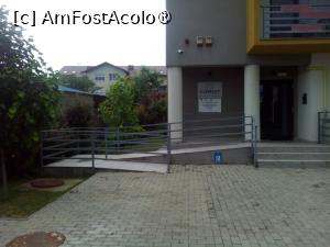 [P23] Intrarea pentru  persoane cu dizabilitati » foto by Yoda
 - 
<span class="allrVoted glyphicon glyphicon-heart hidden" id="av1478009"></span>
<a class="m-l-10 hidden" id="sv1478009" onclick="voting_Foto_DelVot(,1478009,28947)" role="button">șterge vot <span class="glyphicon glyphicon-remove"></span></a>
<a id="v91478009" class=" c-red"  onclick="voting_Foto_SetVot(1478009)" role="button"><span class="glyphicon glyphicon-heart-empty"></span> <b>LIKE</b> = Votează poza</a> <img class="hidden"  id="f1478009W9" src="/imagini/loader.gif" border="0" /><span class="AjErrMes hidden" id="e1478009ErM"></span>