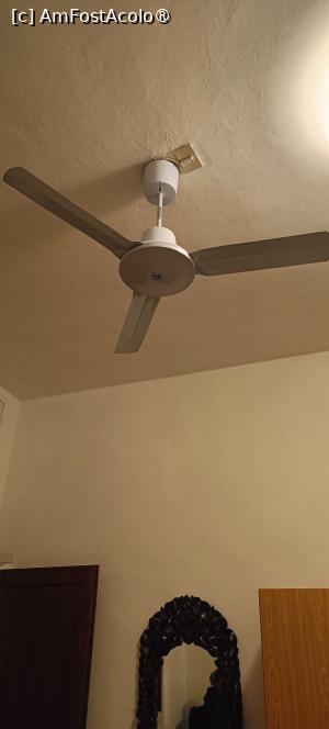 [P17] Fiecare cameră are ventilator în tavan. » foto by tata123 🔱
 - 
<span class="allrVoted glyphicon glyphicon-heart hidden" id="av1479812"></span>
<a class="m-l-10 hidden" id="sv1479812" onclick="voting_Foto_DelVot(,1479812,28958)" role="button">șterge vot <span class="glyphicon glyphicon-remove"></span></a>
<a id="v91479812" class=" c-red"  onclick="voting_Foto_SetVot(1479812)" role="button"><span class="glyphicon glyphicon-heart-empty"></span> <b>LIKE</b> = Votează poza</a> <img class="hidden"  id="f1479812W9" src="/imagini/loader.gif" border="0" /><span class="AjErrMes hidden" id="e1479812ErM"></span>
