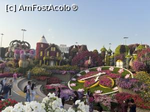 [P14] Miracle Garden Dubai » foto by AZE
 - 
<span class="allrVoted glyphicon glyphicon-heart hidden" id="av1484529"></span>
<a class="m-l-10 hidden" id="sv1484529" onclick="voting_Foto_DelVot(,1484529,28974)" role="button">șterge vot <span class="glyphicon glyphicon-remove"></span></a>
<a id="v91484529" class=" c-red"  onclick="voting_Foto_SetVot(1484529)" role="button"><span class="glyphicon glyphicon-heart-empty"></span> <b>LIKE</b> = Votează poza</a> <img class="hidden"  id="f1484529W9" src="/imagini/loader.gif" border="0" /><span class="AjErrMes hidden" id="e1484529ErM"></span>
