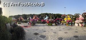 [P54] Miracle Garden Dubai » foto by AZE
 - 
<span class="allrVoted glyphicon glyphicon-heart hidden" id="av1484569"></span>
<a class="m-l-10 hidden" id="sv1484569" onclick="voting_Foto_DelVot(,1484569,28974)" role="button">șterge vot <span class="glyphicon glyphicon-remove"></span></a>
<a id="v91484569" class=" c-red"  onclick="voting_Foto_SetVot(1484569)" role="button"><span class="glyphicon glyphicon-heart-empty"></span> <b>LIKE</b> = Votează poza</a> <img class="hidden"  id="f1484569W9" src="/imagini/loader.gif" border="0" /><span class="AjErrMes hidden" id="e1484569ErM"></span>