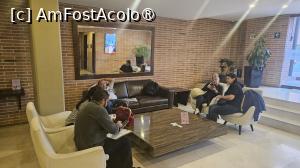 [P01] zona de lobby » foto by robert
 - 
<span class="allrVoted glyphicon glyphicon-heart hidden" id="av1482563"></span>
<a class="m-l-10 hidden" id="sv1482563" onclick="voting_Foto_DelVot(,1482563,28984)" role="button">șterge vot <span class="glyphicon glyphicon-remove"></span></a>
<a id="v91482563" class=" c-red"  onclick="voting_Foto_SetVot(1482563)" role="button"><span class="glyphicon glyphicon-heart-empty"></span> <b>LIKE</b> = Votează poza</a> <img class="hidden"  id="f1482563W9" src="/imagini/loader.gif" border="0" /><span class="AjErrMes hidden" id="e1482563ErM"></span>